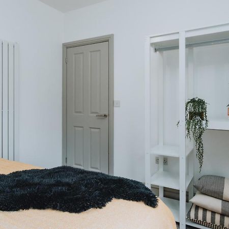 Townhouse House Ideal Contractors In Rugby Exteriör bild