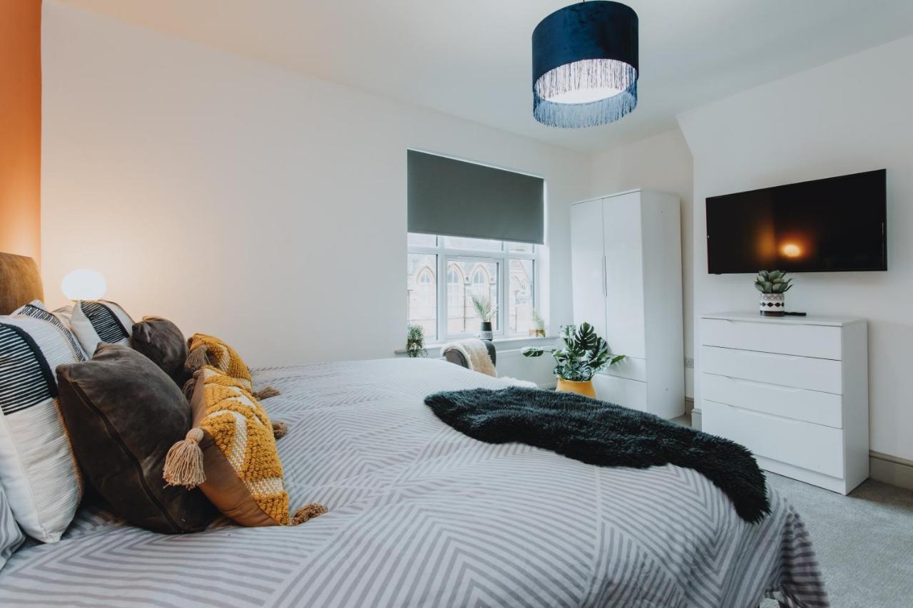 Townhouse House Ideal Contractors In Rugby Exteriör bild