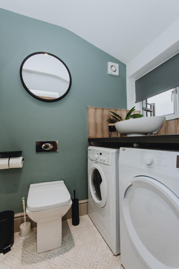 Townhouse House Ideal Contractors In Rugby Exteriör bild
